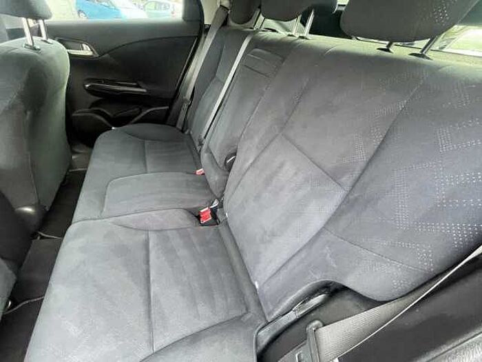 Honda Civic 1.8 i-VTEC SE Plus 5dr 