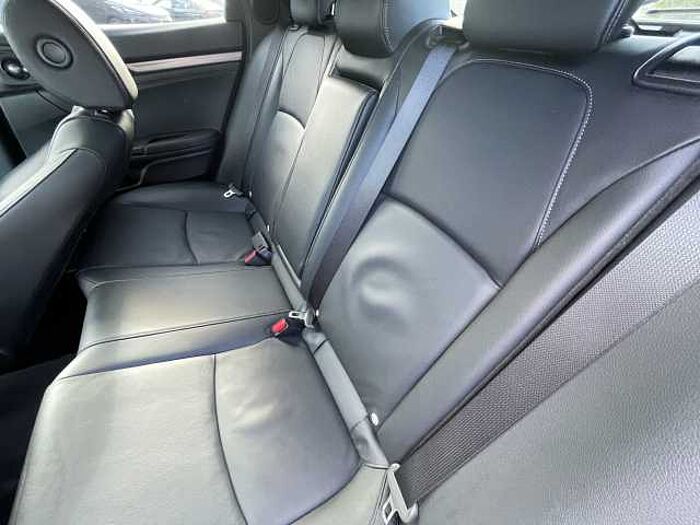 Honda Civic 1.5 VTEC Turbo Prestige 5dr CVT 