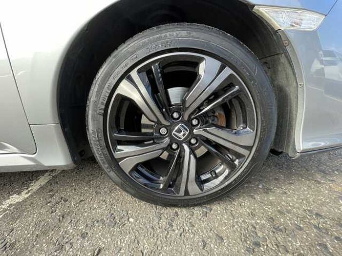 Honda Civic 1.5 VTEC Turbo Prestige 5dr CVT 