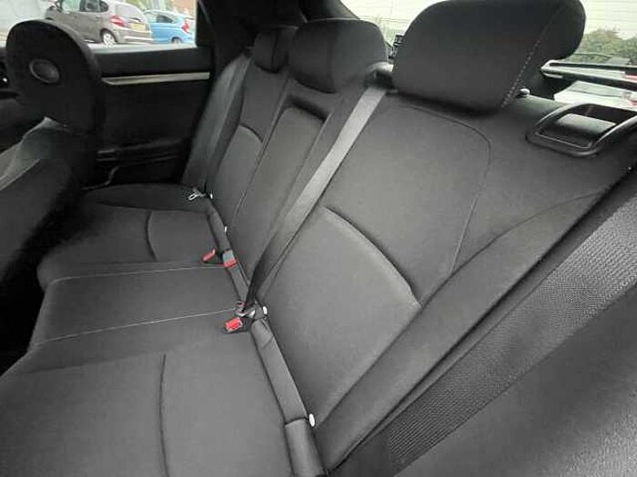Honda Civic 1.0 VTEC Turbo 126 SR 5dr CVT 